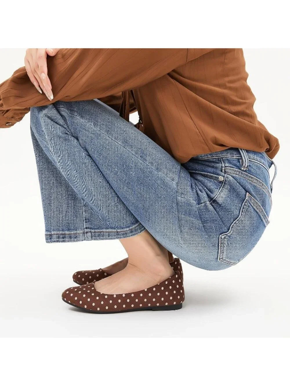 Women's Brown Dot PU Leather Closed Toe Comfortable Flexible Slip On Ballet Flat